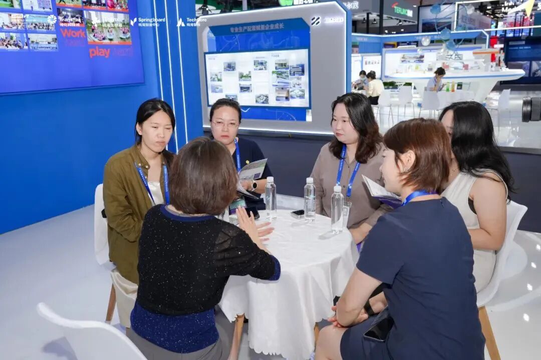 17599734122053834jHl.jpeg 640 (5).jpeg