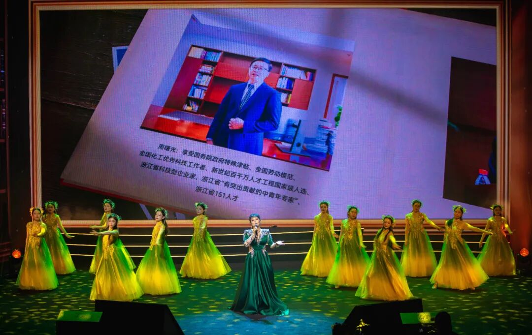 1765762797594306bYeW.jpg 1018.jpg